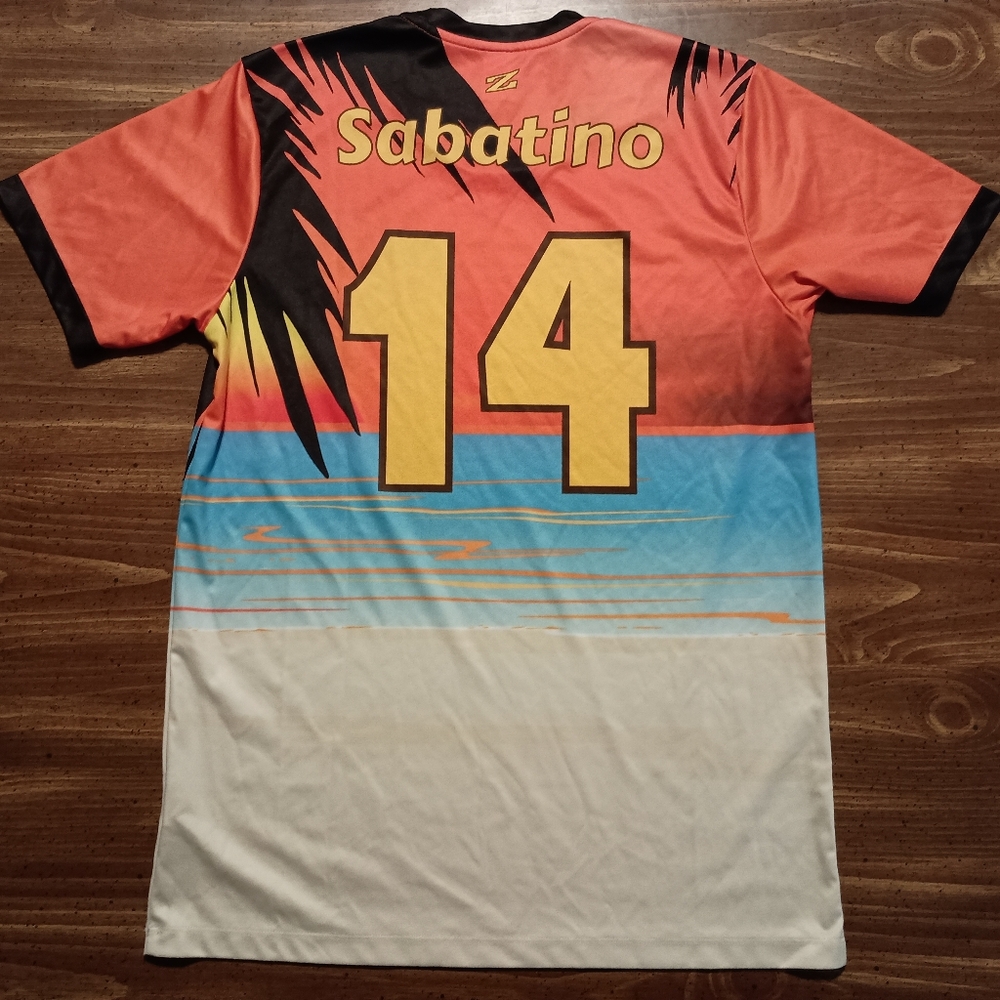 PSYDUCK SOCCER JERSEY T-SHIRT - Medium // Pokemon game sports tee shirt - Picture 6 of 7